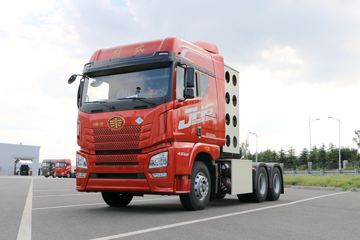 �ൺ��� JH6�ؿ� 430���� 6X4 CNGǣ����ͼƬ