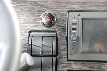 �ൺ��� JH6�ؿ� 430���� 6X4 CNGǣ����ͼƬ