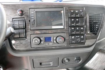 �ൺ��� JH6�ؿ� 430���� 6X4 CNGǣ����ͼƬ