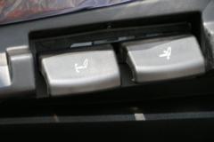 青岛解放 JH6重卡 280马力 6X2 9.5米栏板载货车(CA1250P26K1L7T3E5A80)