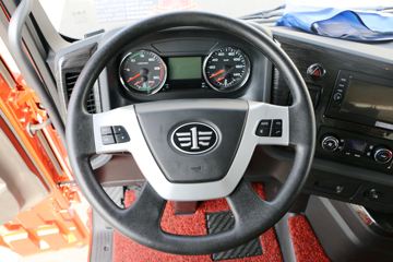 �ൺ��� JH6�ؿ� 430���� 6X4 CNGǣ����ͼƬ