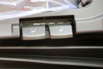 �ൺ��� JH6�ؿ� 430���� 6X4 CNGǣ����ͼƬ