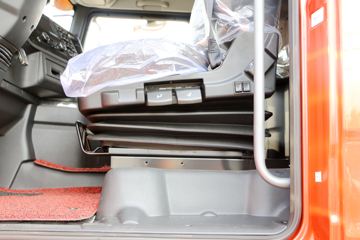 �ൺ��� JH6�ؿ� 430���� 6X4 CNGǣ����ͼƬ