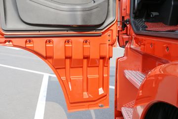 �ൺ��� JH6�ؿ� 430���� 6X4 CNGǣ����ͼƬ