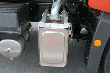 �ൺ��� JH6�ؿ� 430���� 6X4 CNGǣ����ͼƬ