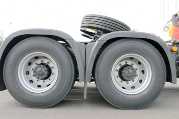 �ൺ��� JH6�ؿ� 430���� 6X4 CNGǣ����ͼƬ