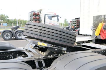 �ൺ��� JH6�ؿ� 430���� 6X4 CNGǣ����ͼƬ