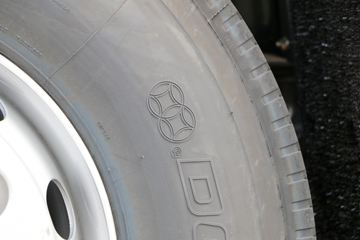 �ൺ��� JH6�ؿ� 430���� 6X4 CNGǣ����ͼƬ