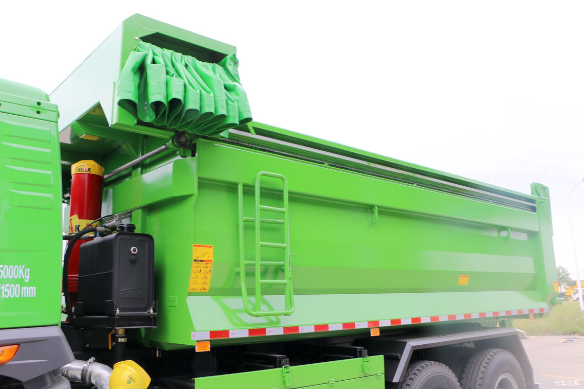 �ൺ��� ��V�ؿ� 375���� 6X4 5.4����ж��(CA5251ZLJP2K2L3T1E5A80)���                                                