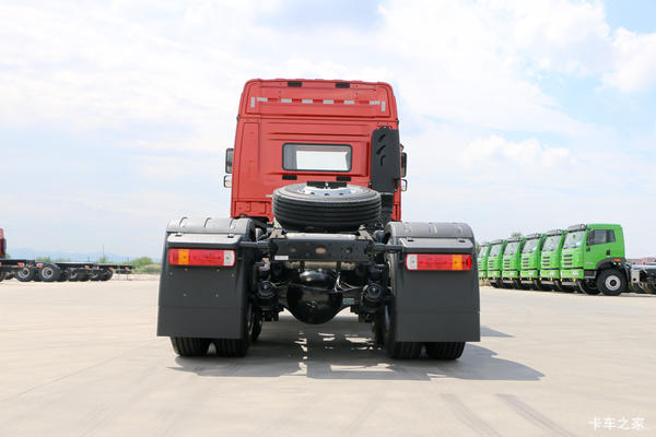 �������½��JH6 400����6*4ǣ�����һ�3.08��Ԫ