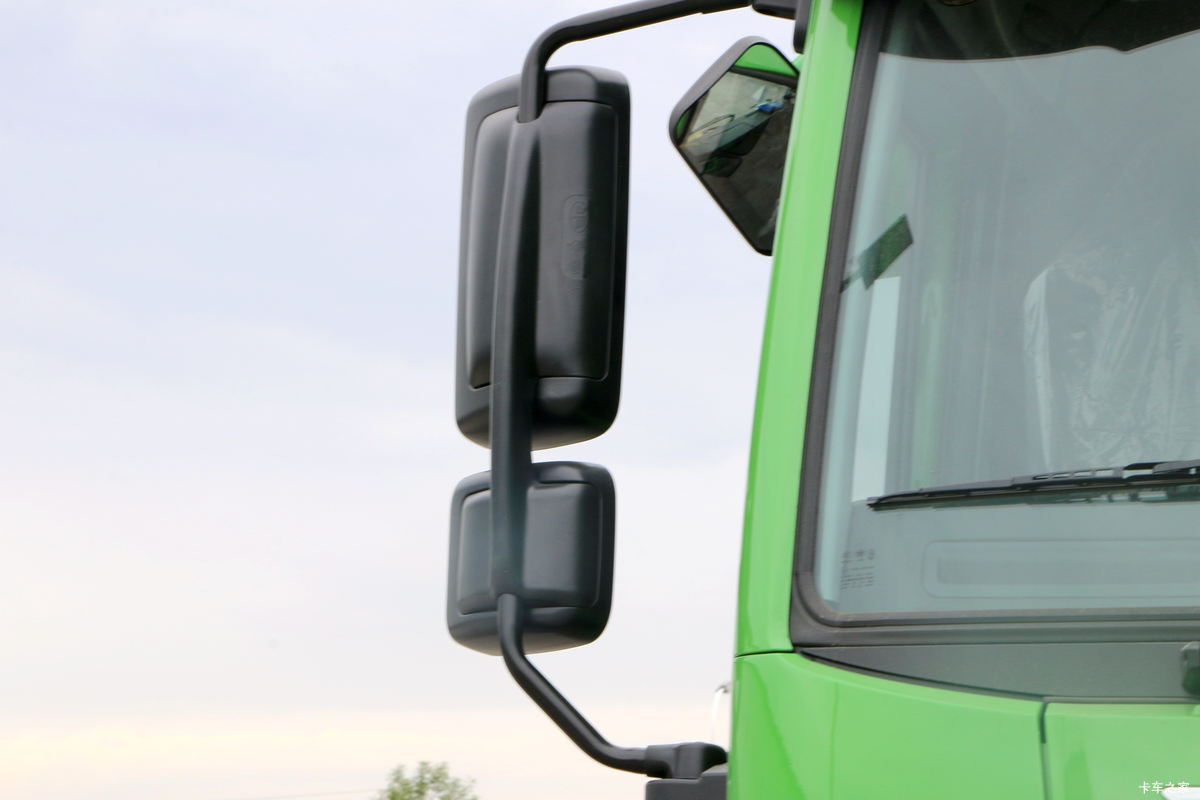 �ൺ��� ��V�ؿ� 375���� 6X4 5.4����ж��(CA5251ZLJP2K2L3T1E5A80)���                                                