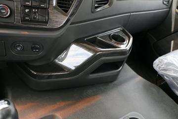 �ൺ��� JH6�ؿ� 400���� 6X4ǣ����(CA4250P26K15T1E5A80)ͼƬ