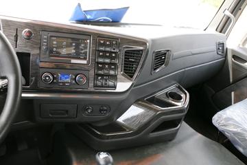 �ൺ��� JH6�ؿ� 400���� 6X4ǣ����(CA4250P26K15T1E5A80)ͼƬ