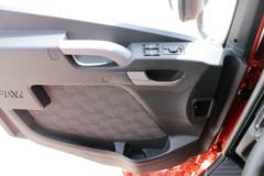 青岛解放 JH6重卡 400马力 6X4牵引车(CA4250P26K15T1E5A80) 青岛解放 JH6重卡 400马力 6X4牵引车(CA4250P26K15T1E5A80)