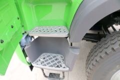 青岛解放 天V重卡 375马力 6X4 5.4米自卸车(CA5251ZLJP2K2L3T1E5A80)