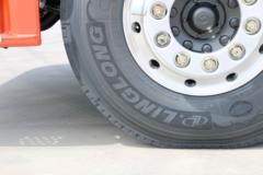 青岛解放 JH6重卡 400马力 6X4牵引车(CA4250P26K15T1E5A80) 青岛解放 JH6重卡 400马力 6X4牵引车(CA4250P26K15T1E5A80)