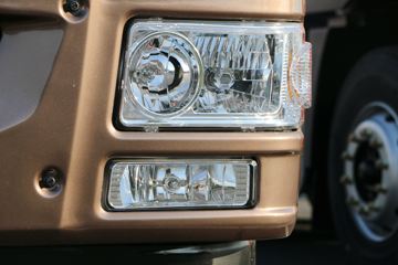 ��� ��VH�п� 160���� 4X2 5.4���Ű��դʽ�ػ���(CA5165CCYP40K2L3E5A85)ͼƬ