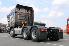 青岛解放 JH6重卡 400马力 6X4牵引车(褐色)(CA4250P26K15T1E5A80) 青岛解放 JH6重卡 400马力 6X4牵引车(褐色)(CA4250P26K15T1E5A80)