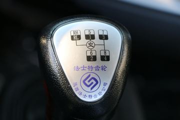 ��� ��VH�п� 160���� 4X2 5.4���Ű��դʽ�ػ���(CA5165CCYP40K2L3E5A85)ͼƬ