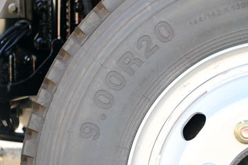 ��� ��VH�п� 160���� 4X2 5.4���Ű��դʽ�ػ���(CA5165CCYP40K2L3E5A85)ͼƬ