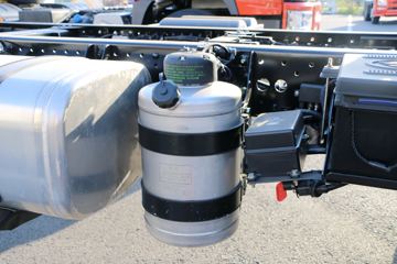 ��� ��VH�п� 160���� 4X2 5.4���Ű��դʽ�ػ���(CA5165CCYP40K2L3E5A85)ͼƬ