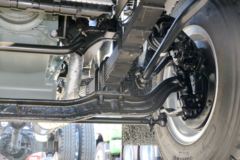 解放 麟VH中卡 160马力 4X2 5.4米排半仓栅式载货车(CA5165CCYP40K2L3E5A85)