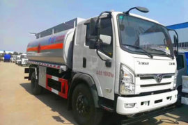 三环十通底盘&nbsp;油罐车外观图片