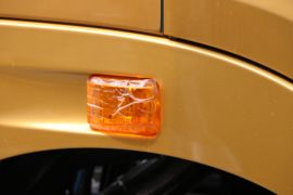 汉马H9&nbsp;牵引车外观                                                图片