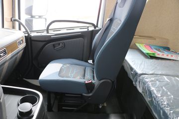 ���� ����H9�ؿ� 410���� 6X4 LNGǣ����(�߶�)ͼƬ