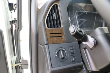 ���� ����H9�ؿ� 410���� 6X4 LNGǣ����(�߶�)ͼƬ