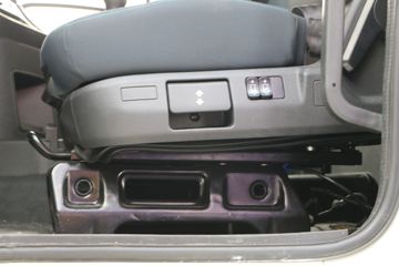 ���� ����H9�ؿ� 410���� 6X4 LNGǣ����(�߶�)ͼƬ