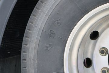 ���� ����H9�ؿ� 410���� 6X4 LNGǣ����(�߶�)ͼƬ