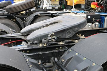 ���� ����H9�ؿ� 410���� 6X4 LNGǣ����(�߶�)ͼƬ