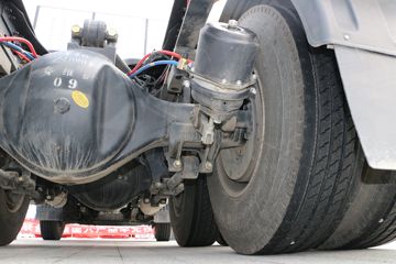 ���� ����H9�ؿ� 410���� 6X4 LNGǣ����(�߶�)ͼƬ