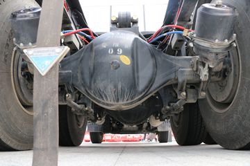 ���� ����H9�ؿ� 410���� 6X4 LNGǣ����(�߶�)ͼƬ