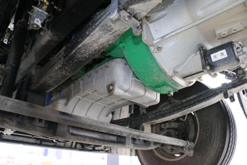 ���� ����H9�ؿ� 410���� 6X4 LNGǣ����(�߶�)ͼƬ