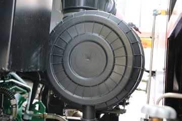 ���� ����H9�ؿ� 410���� 6X4 LNGǣ����(�߶�)ͼƬ