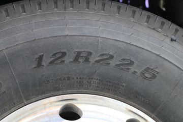 ���� ����H9�ؿ� 410���� 6X4 LNGǣ����(�߶�)ͼƬ