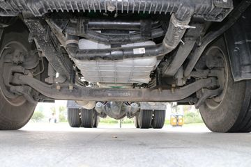 ���� ����H9�ؿ� 410���� 6X4 LNGǣ����(�߶�)ͼƬ