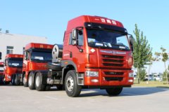 青岛解放 悍V重卡 336马力 6X4 LNG牵引车(CA4251P1K15T1NE5A80)