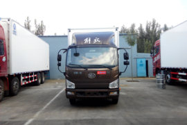 一汽解放轻卡底盘 冷藏车外观图片