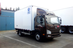 解放 J6F 130马力 4X2 4.13米冷藏车(冰凌方)