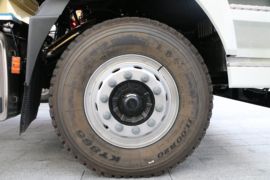 华菱之星&nbsp;粉粒物料运输车底盘图片