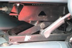 华菱 汉马H6 220马力 4X2 垃圾清扫车(HN1160H19E6M5J)