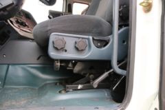 华菱 汉马H6 220马力 4X2 垃圾清扫车(HN1160H19E6M5J)