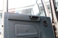 华菱 汉马H6 220马力 4X2 垃圾清扫车(HN1160H19E6M5J)