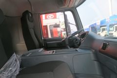 华菱之星 270马力 6X2 随车吊(HN1250HC24E8M5J)