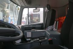 华菱之星 270马力 6X2 随车吊(HN1250HC24E8M5J)