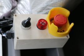 菱马H3&nbsp;除尘车驾驶室图片