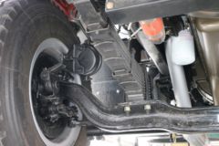 华菱 菱马H3 180马力 4X2多功能抑尘车(HN1180HC22E6M5J)